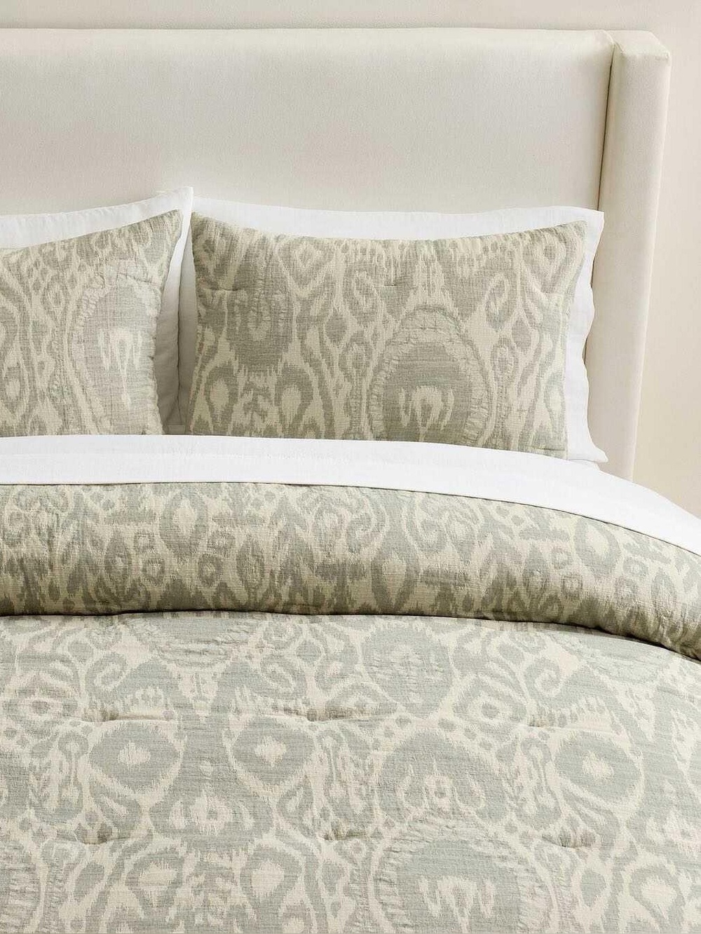 NEW Pottery Barn Ikat Jacquard Comforter size King / Cal King